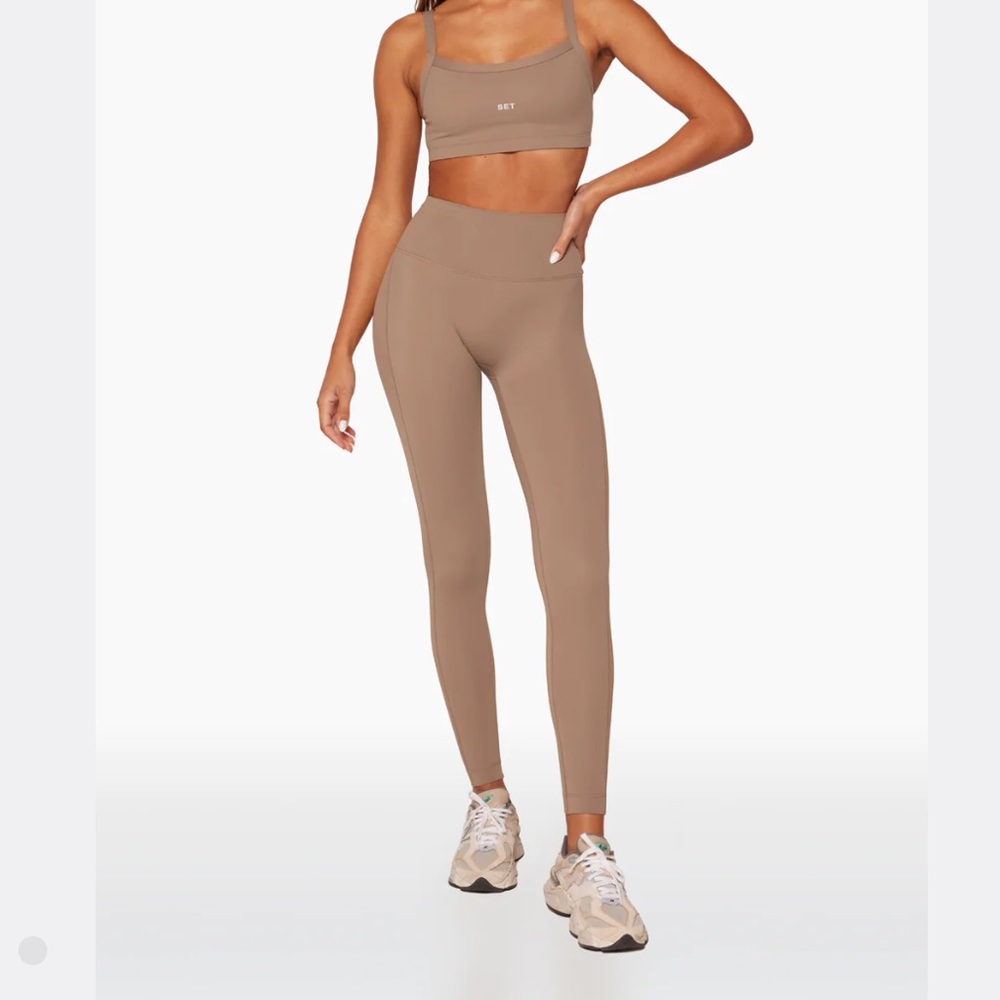 Set Active - SPORTBODY LEGGINGS - DUGOUT size small